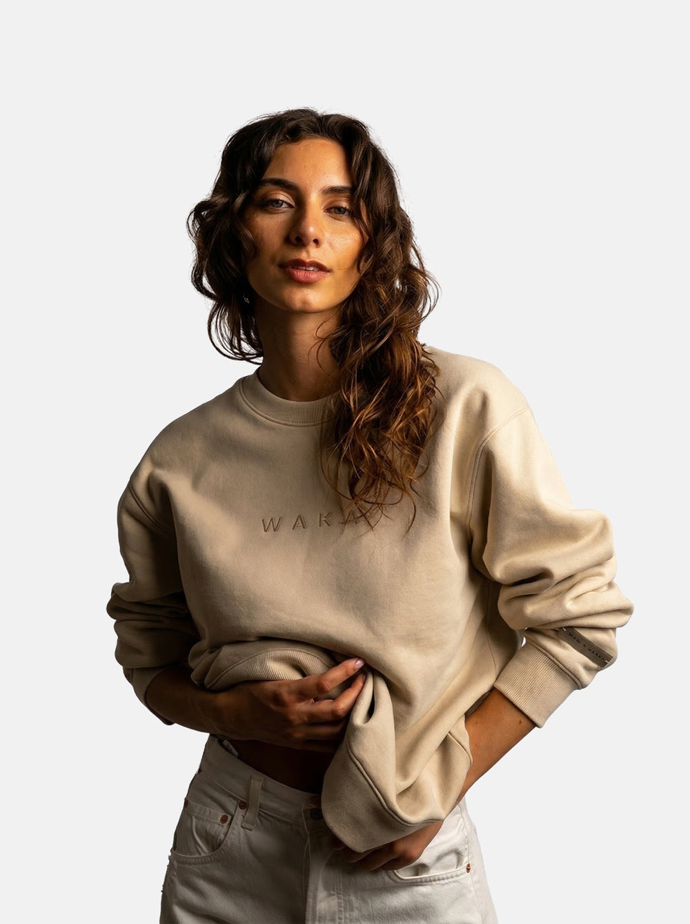 POLERON CREWNECK REGULAR MUJER TAPU BEIGE WAKA
