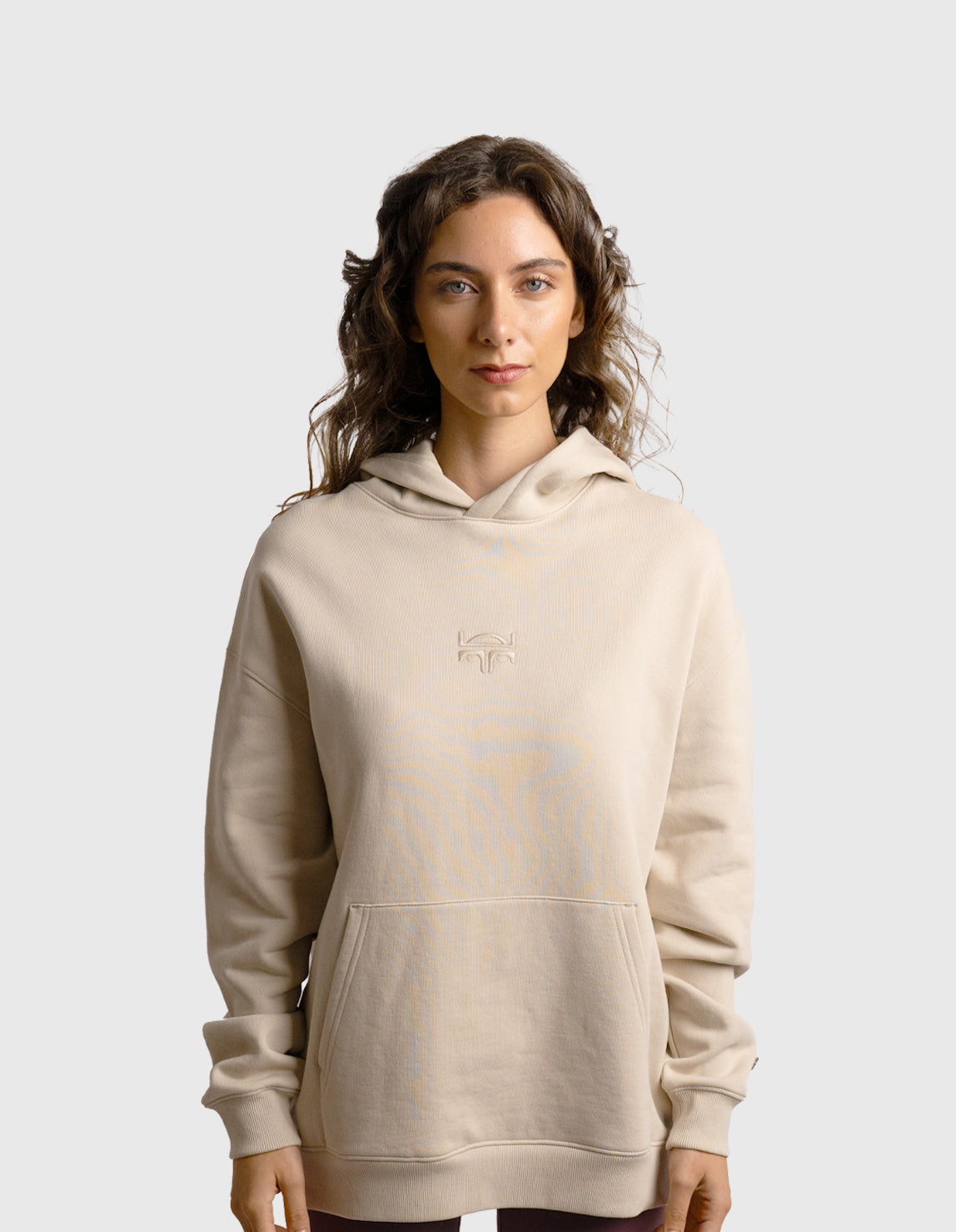 POLERON HOODIE OVERSIZE MUJER KAHA LARGO BEIGE WAKA
