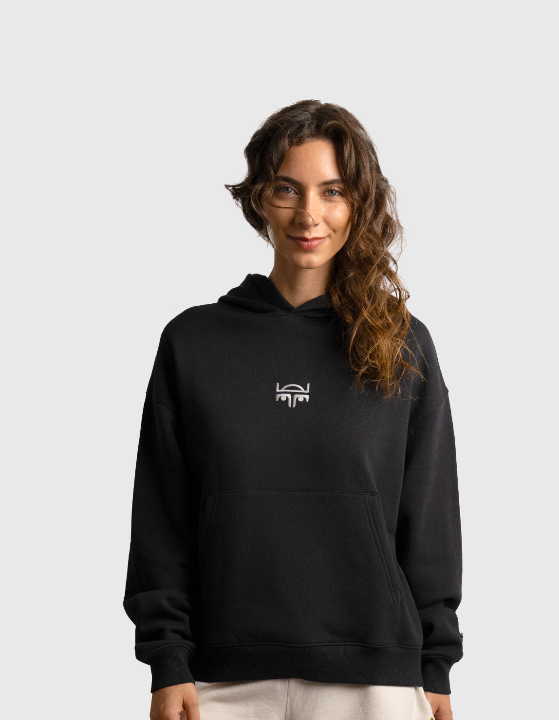 POLERON HOODIE OVERSIZE MUJER TOA CORTO NEGRO WAKA