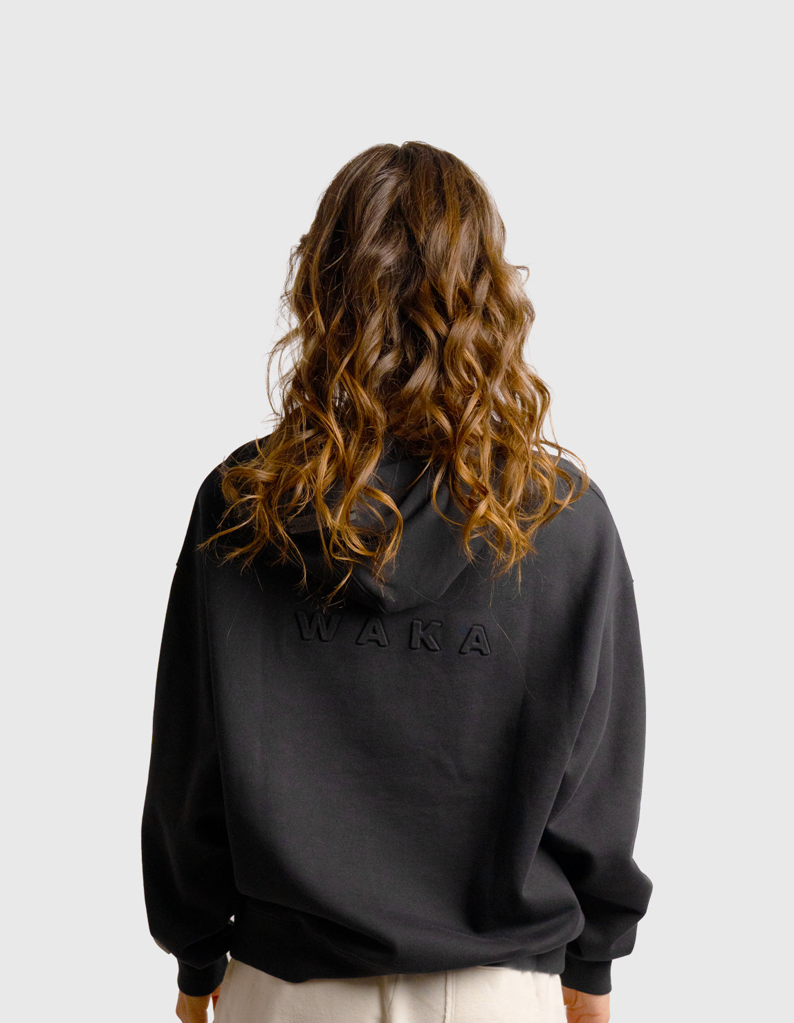 POLERON HOODIE OVERSIZE MUJER TOA CORTO NEGRO WAKA