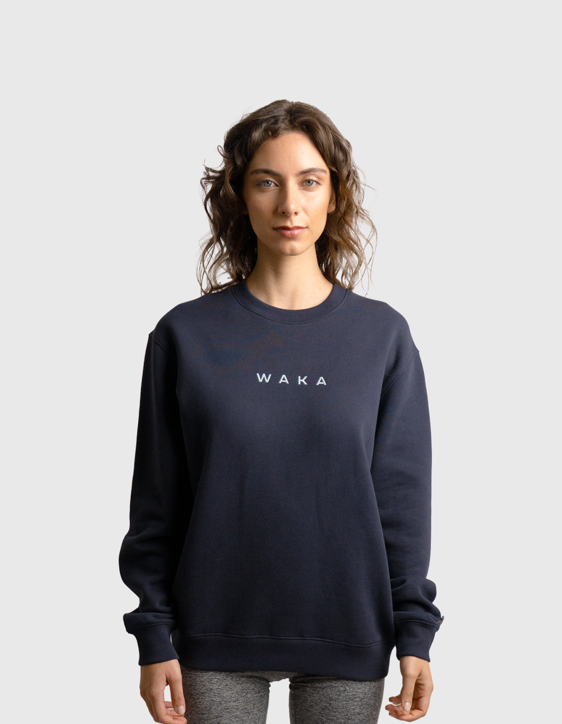 POLERON CREWNECK OVERSIZE MUJER TAPU REGULAR AZUL MARINO WAKA