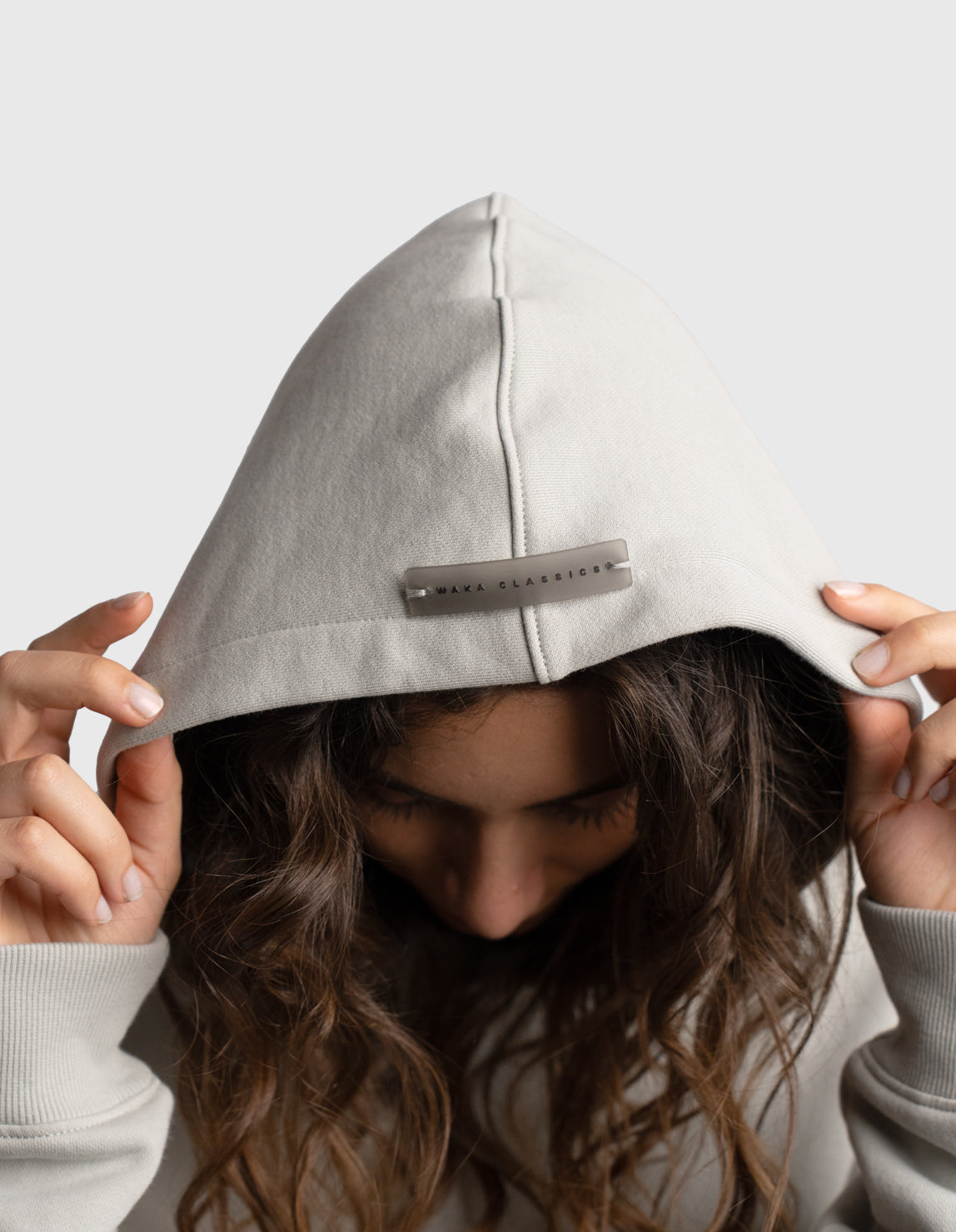 POLERON HOODIE OVERSIZE MUJER TOA CORTO GRIS WAKA