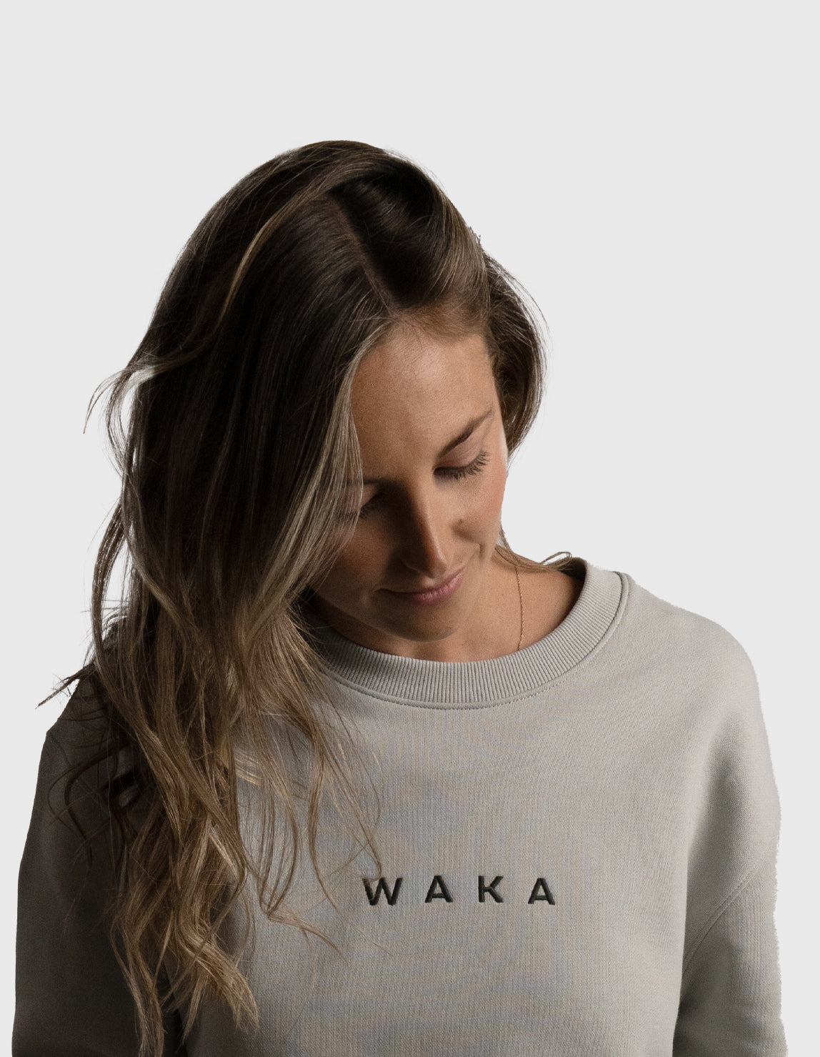 POLERON CREWNECK OVERSIZE MUJER TAPU REGULAR GRIS WAKA