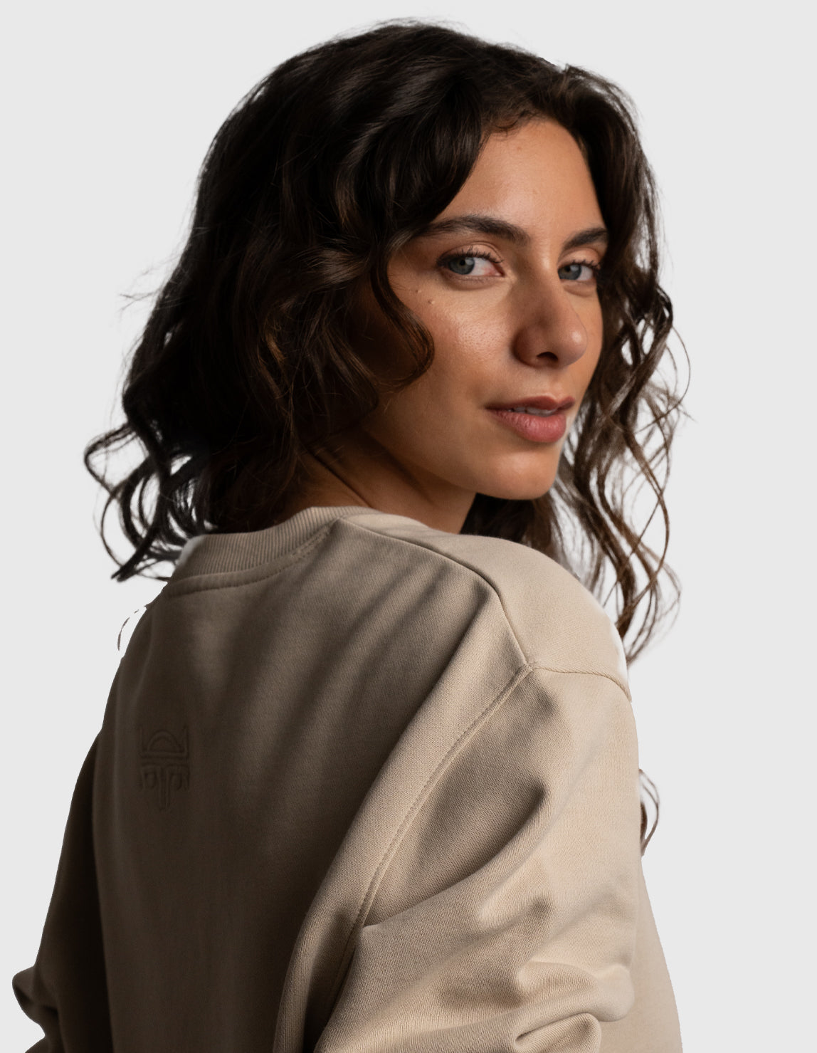 POLERON CREWNECK OVERSIZE MUJER TAPU REGULAR BEIGE WAKA