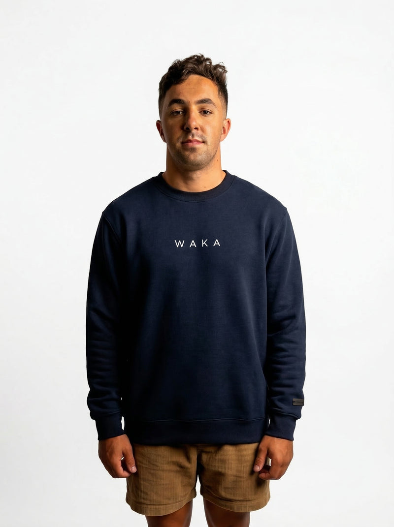POLERON CREWNECK REGULAR HOMBRE TAPU AZUL MARINO WAKA