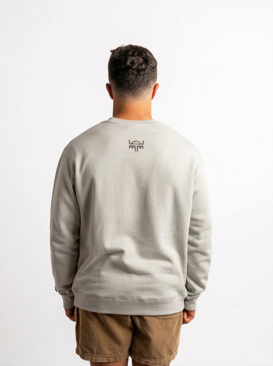 POLERON CREWNECK REGULAR HOMBRE TAPU GRIS WAKA