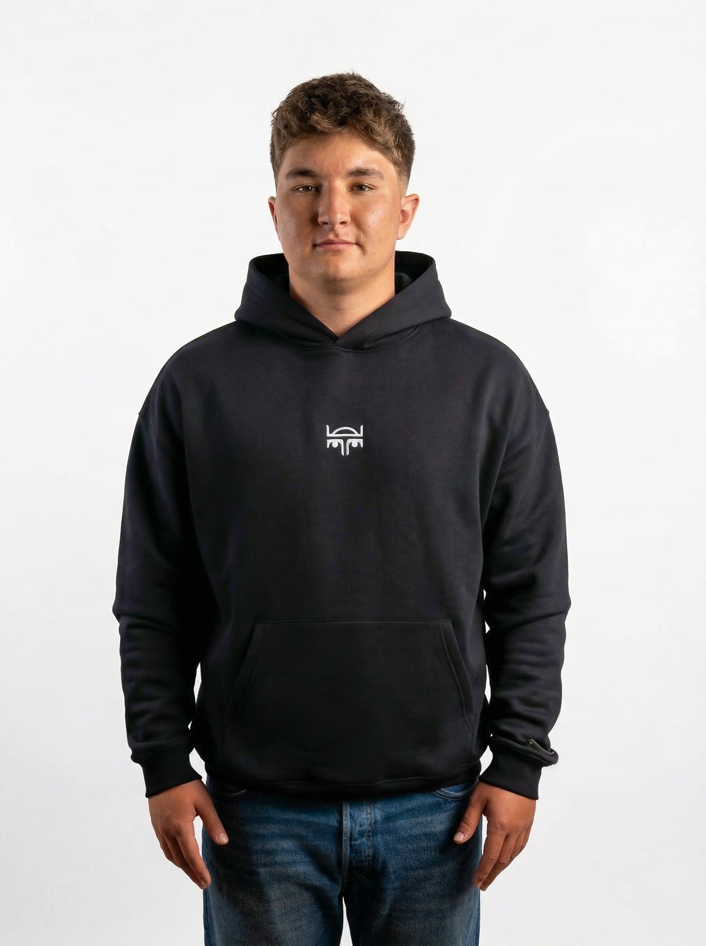 POLERON HOODIE OVERSIZE HOMBRE TOA CORTO NEGRO WAKA